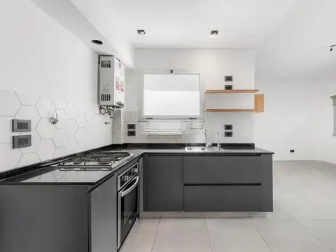Depto Tipo Casa 2 ambientes con 1 baño