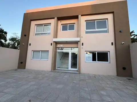 Dpto. 1 Dormitorio Planta Baja - Cochera - Patio - Lobos