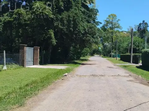 Venta Casa - Barrio Los Pinos / Exaltación de la Cruz