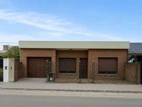 Casa Venta Berazategui 4 ambientes