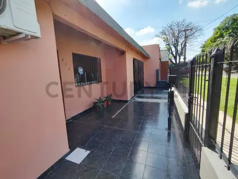 VENTA CASA TIPO DÚPLEX 5 AMBIENTES - LOMAS DE ZAMORA