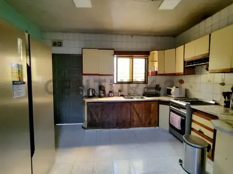Santa Isabel 700, Piso 0