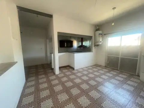 Departamento 2 ambientes en alquiler Lujan Saavedra al 814