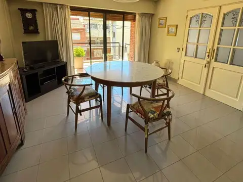 PISO 5 AMBIENTES EN VILLA DEVOTO RESIDENCIAL
