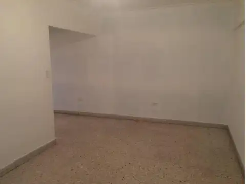 Depto. 3 Amb! Apto Credito - Lanus Oeste.