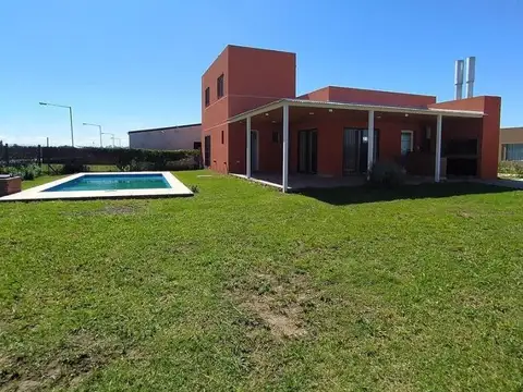 Casa en Venta al Noroeste