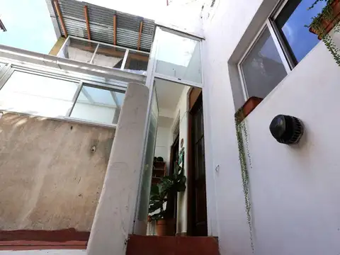 Depto Tipo Casa en Venta 60 años