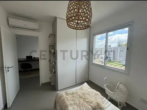 Dúplex 3 dorm con jardín en Garín