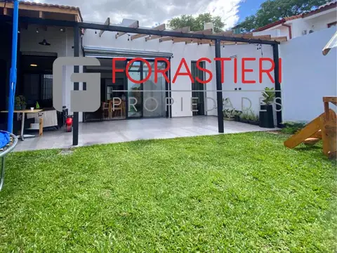 Casa en  3 ambientes en Béccar