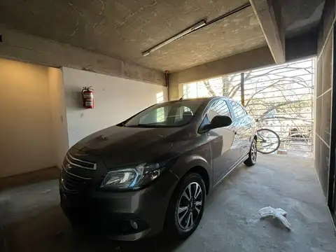 COCHERA COMODA EN VENTA ZONA PARQUE INDEPENDENCIA