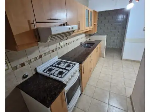 Departamento 4 ambientes con 1 baño