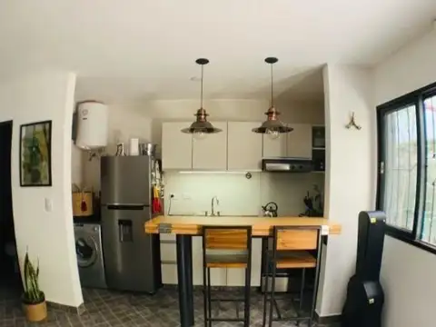 Depto Tipo Casa en Venta de 2 ambientes
