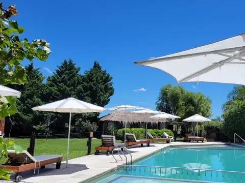 SE VENDE GRAN COMPLEJO DE CABAÑAS EN OLIVEROS