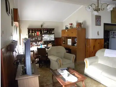 Casa en Lavezzari al 150