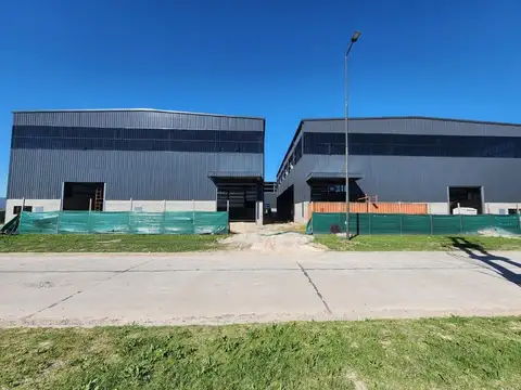 2 GALPONES DE 1500 M² CADA UNO CON EXCELENTE ESTRUCTURA