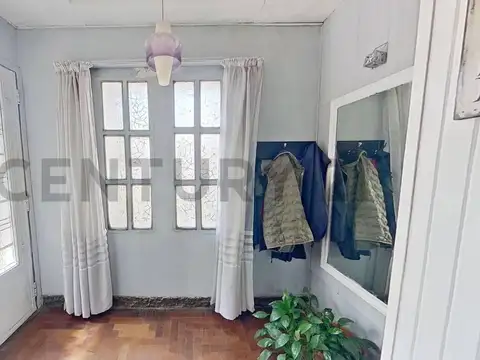 Oficina 4 ambientes con 2 baños