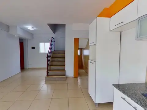 Depto Tipo Casa en Venta en Boedo, USD 160.000