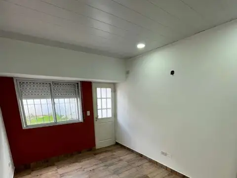 Dpto tipo casa en venta-Quilmes Oeste