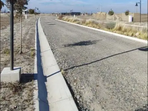 Terreno en Venta 42  mts Fondo