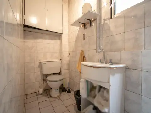 Local Comercial en venta - 2 Ambientes - Microcentro