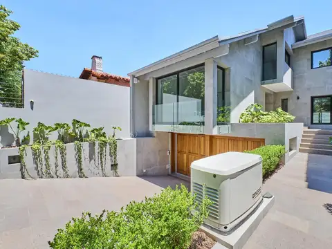 Venta Casa 6 Ambientes en Lomas De Zamora