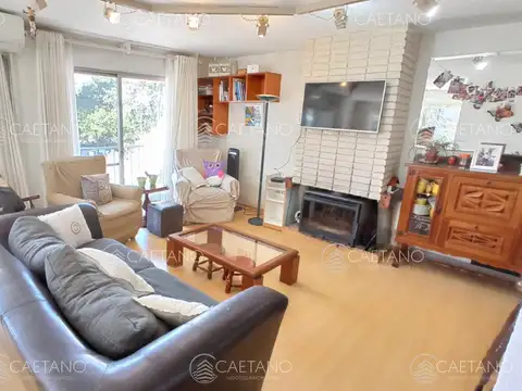 Apartamento en venta 3 dormitorios sobre Roosevelt