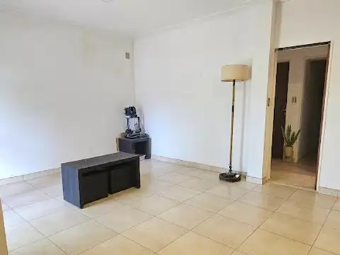 Casa en Venta en Castelar Norte, USD 190.000