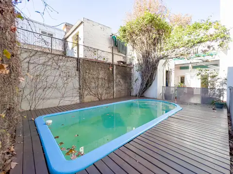 Casa en Venta con 1 cochera