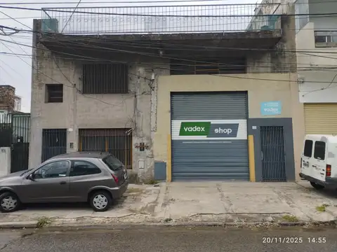 GALPON CON VIVIENDA, 400M2, MUY BUENA UBICACIÓN, V.BALLESTER