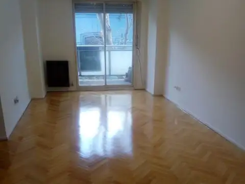 Departamento en Alquiler en Almagro, $ 950.000