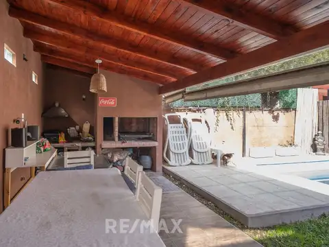 VENTA CASA ITUZAINGO 3AMB COMPLEJO CERRADO JARDIN