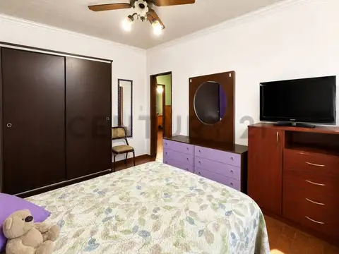 Venta 2 Casas de 4 Ambientes cada una Palomar Inversión Renta 220 M2 Cub
