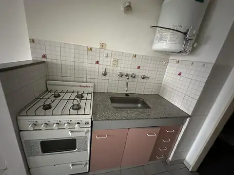 Departamento en Alquiler en República De La Sexta, $ 340.000