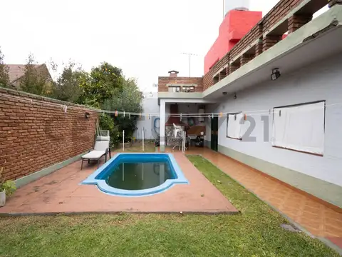 Casa en Venta en Martin Coronado, USD 500.000