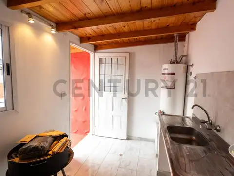 Casa 6 ambientes con 9 baños