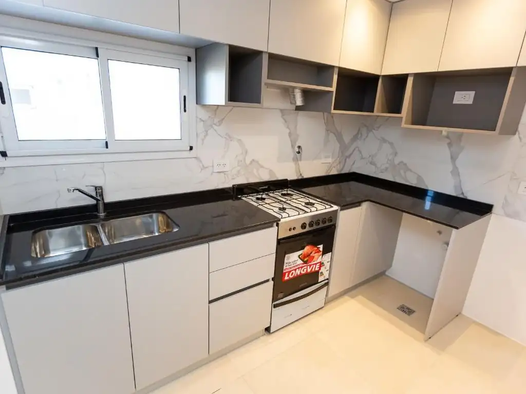 Rivadavia 3869 de 32 Unidades en General San Martin