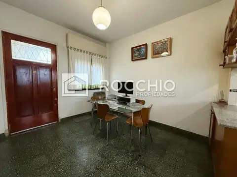 Depto Tipo Casa en Venta con 1 cocheras