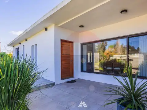 VENTA CASA LAS HIGUERITAS 4 DORM. 3 BAÑOS BARBACOA