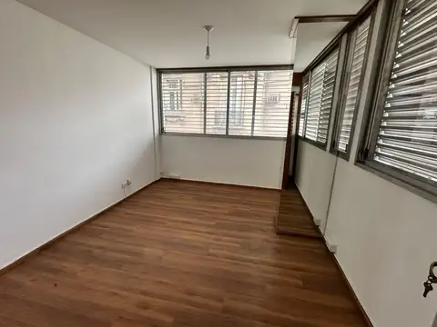 Oficina en Alquiler en Centro, $ 250.000