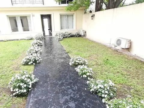 VENTA DE DEPARTAMENTO A ESTRENAR CON COCHERA