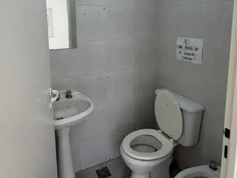 CASA APTA PROFESIONAL EN EXCELENTE UBICACIÓN – MUÑIZ