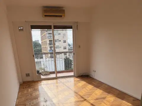 Alquiler departamento 3 ambientes con balcón