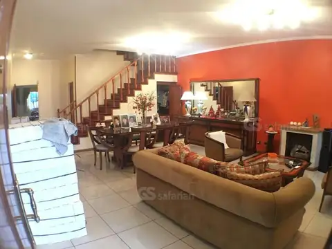 Casa en Venta de 4 dormitorios