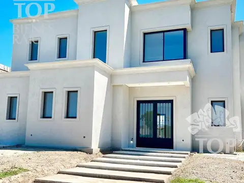 Casa  en Venta en Riberas, Puertos, Escobar