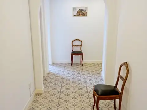 Departamento en  venta OPORTUNIDAD super RECICLADO  bajo de precio Nobleza de materiales