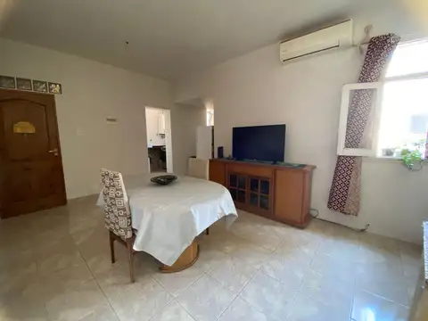 Venta 2 Departamentos 2 y 4 Amb. Villa del Parque