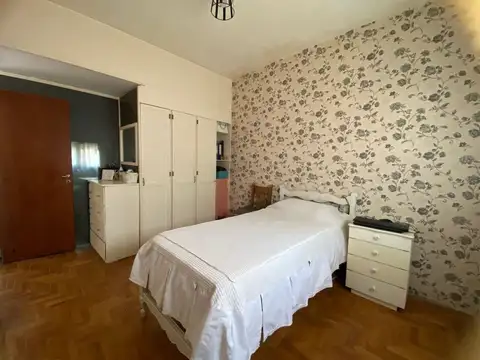 Venta 2 Departamentos 2 y 4 Amb. Villa del Parque