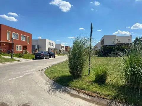 VENTA CASAS SAN PATRICIO 3 AMB VILLANUEVA TIGRE