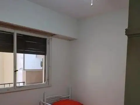 Almirante Brown 300, Piso 3