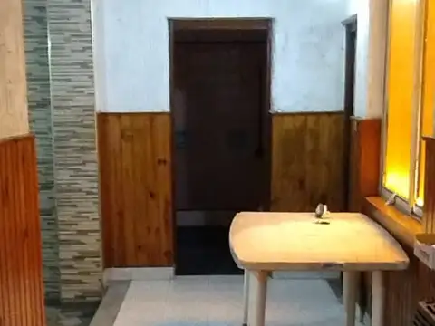 Casa en Alquiler con 1 cochera